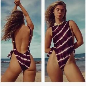 Free-est Free People Pamela Tie-Dye One Piece swimsuit S small New